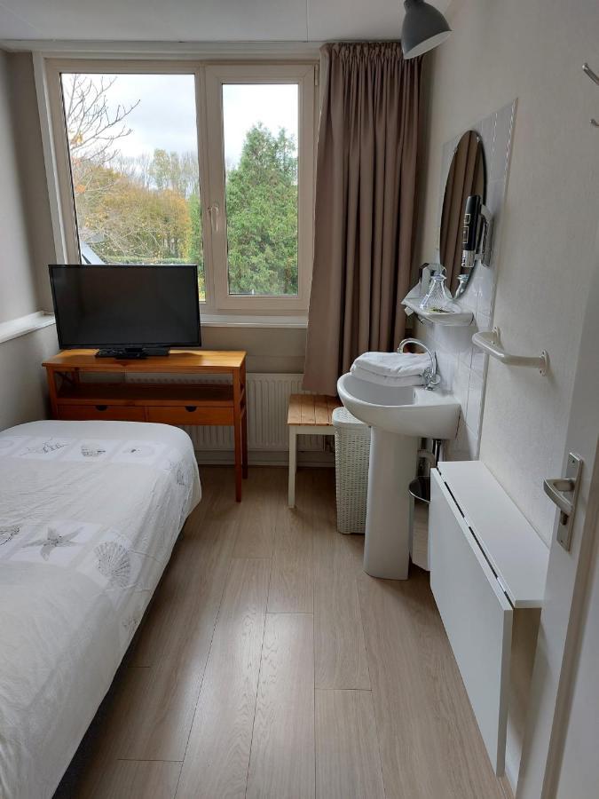 Bed & Breakfast D'Ouwe Smidse คัมเปอร์ลันด์ ภายนอก รูปภาพ