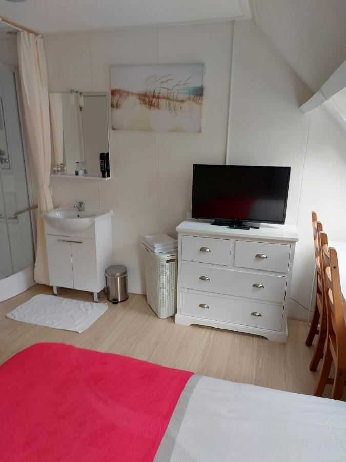 Bed & Breakfast D'Ouwe Smidse คัมเปอร์ลันด์ ภายนอก รูปภาพ