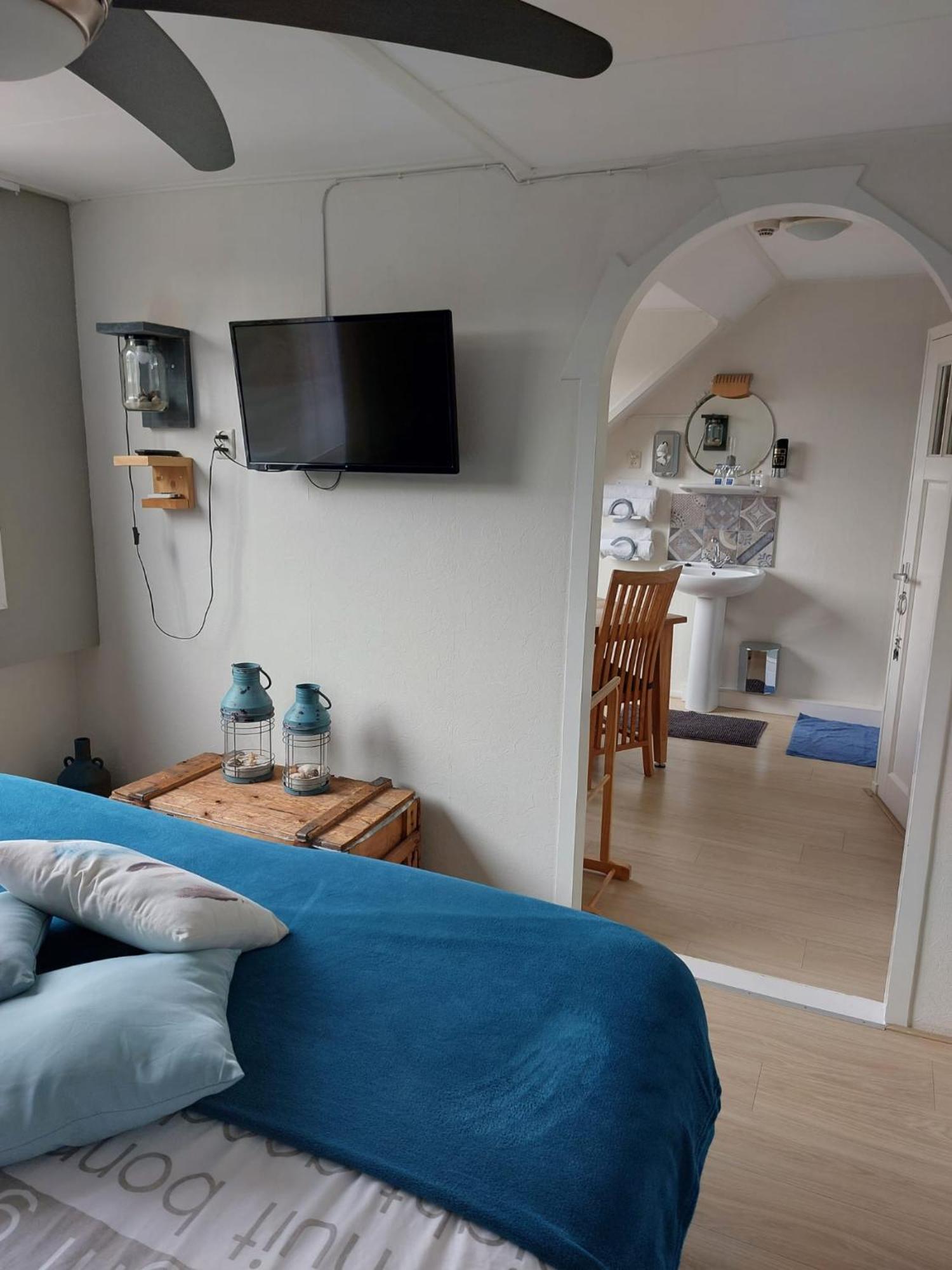 Bed & Breakfast D'Ouwe Smidse คัมเปอร์ลันด์ ภายนอก รูปภาพ